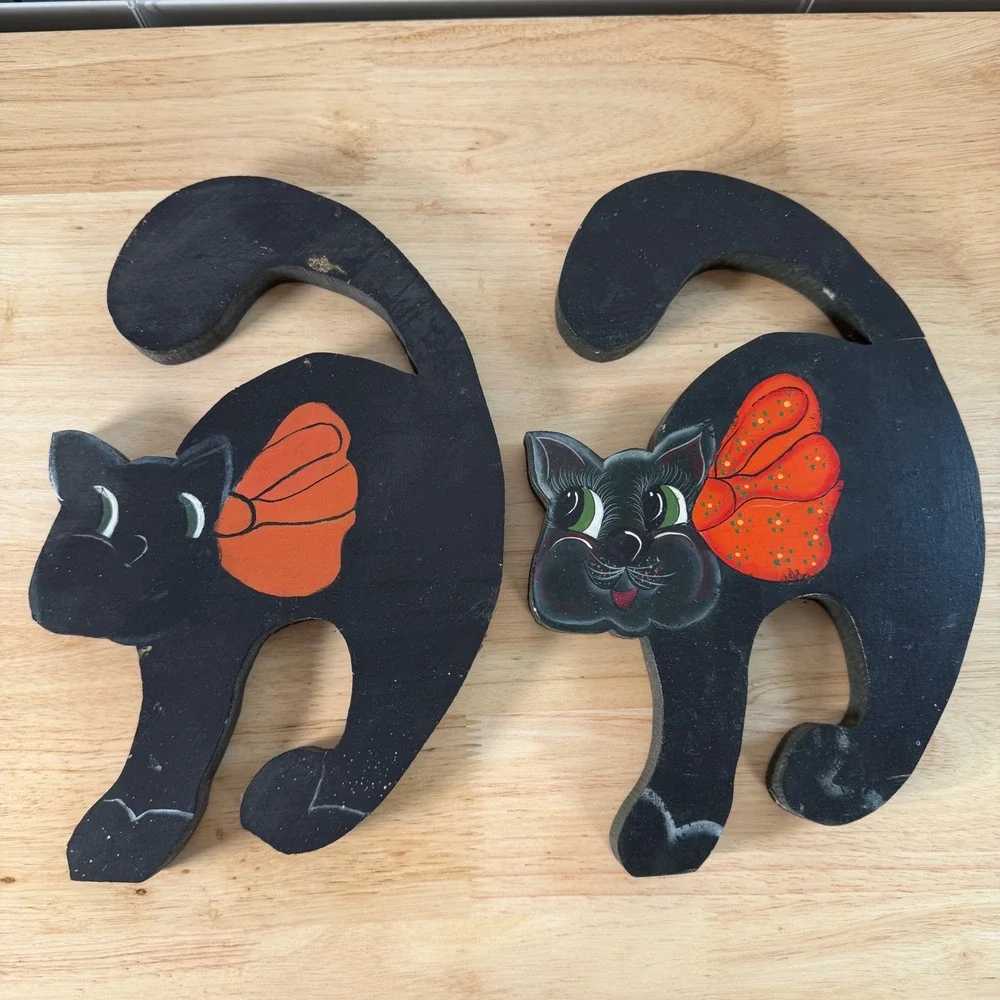 Vintage Hand Painted Wooden Black Cat Halloween Folk Art Decor Set of 2